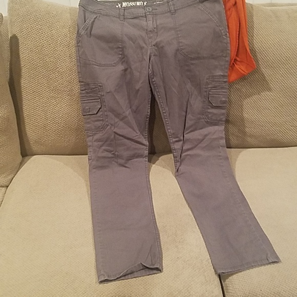 Mossimo Gray Fit 6 Skinny Cargo Pants 